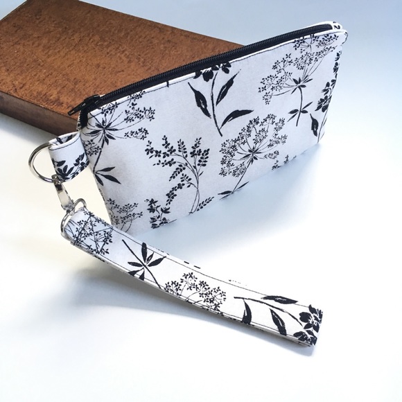 Flower Wristlet Handcrafted Black and White, Handmade, Nature Print, Spring - Picture 2 of 7